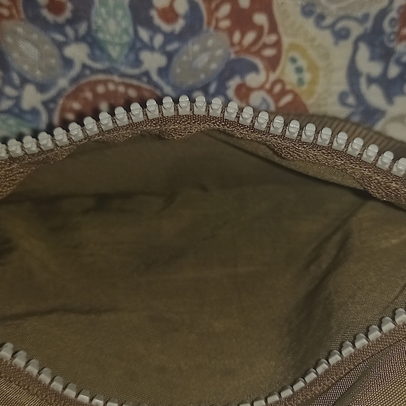 Baggallini Crossbody Purse - Picture 7 of 7